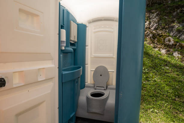 Porta potty rental for festivals in Carpentersville, IL